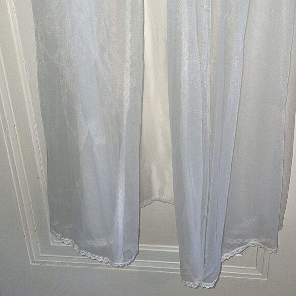 Vtg Frederick’s of Hollywood sheer white open front robe - Picture 4 of 10